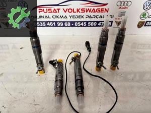 TRANSPORTER T4 2.5 TDİ ÇIKMA ORJİNAL ENJEKTÖR TAKIMI