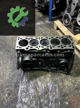 Volkswagen Transporter Yarım Motor çıkma parça