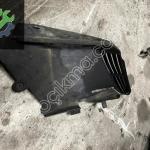Transporter T4 Caravella akü üst koruma plastiği