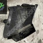 Transporter T4 Caravella akü üst koruma plastiği