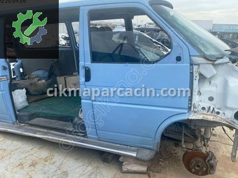 Volkswagen Transporter Sağ Ön Kapı çıkma parça