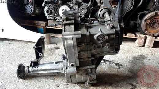 Volkswagen Transporter Şanzıman Komple çıkma parça