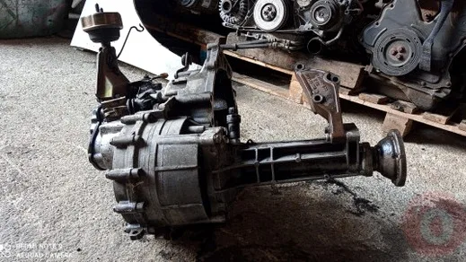 Volkswagen Transporter Şanzıman Komple çıkma parça