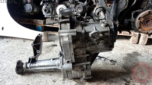 Volkswagen Transporter Şanzıman Komple çıkma parça