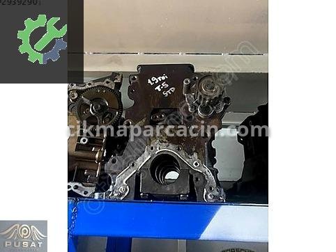 Volkswagen Transporter Yarım Motor çıkma parça