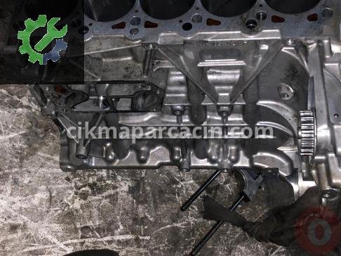 Volkswagen Transporter Blok 070 AXD AXE çıkma parça