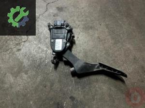 Transporter t5 gaz potansiyel pedal cikma 7H1721503D
