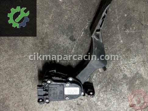 Volkswagen Transporter Gaz Kelebeği 7H1721503D çıkma parça