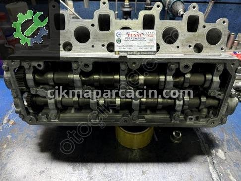 Volkswagen Caravelle Silindir Kapağı çıkma parça