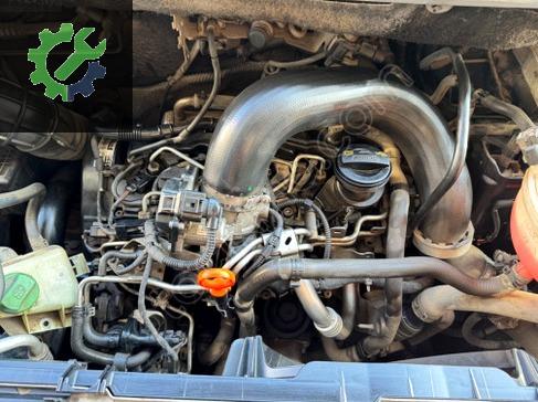 Volkswagen Transporter Motor Takozu çıkma parça
