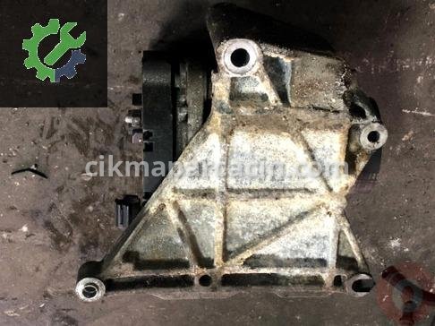 Volkswagen Transporter Şarj Dinamosu 070903024F çıkma parça