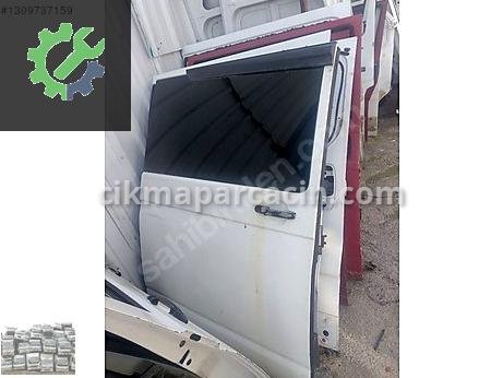 Volkswagen Transporter Sağ Kapı çıkma parça