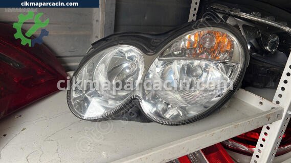 Mercedes-Benz C200 Far çıkma parça