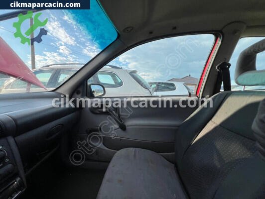 Opel Corsa Kapı Döşemesi çıkma parça