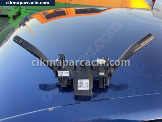 Skoda Fabia Sinyal Kolu çıkma parça