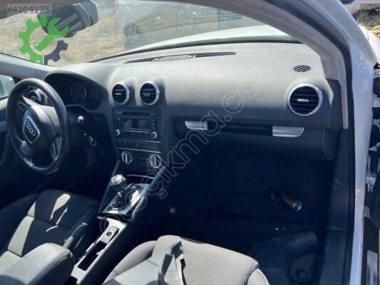 Audi A3 Cam çıkma parça