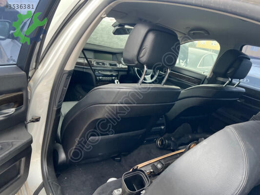 BMW 2 Serisi Stop çıkma parça