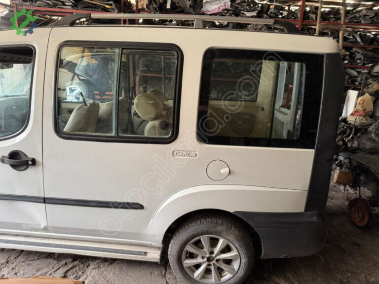 Fiat Doblo Çamurluk çıkma parça