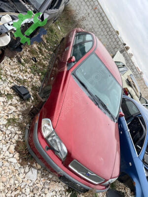 Volvo S40 Far çıkma parça