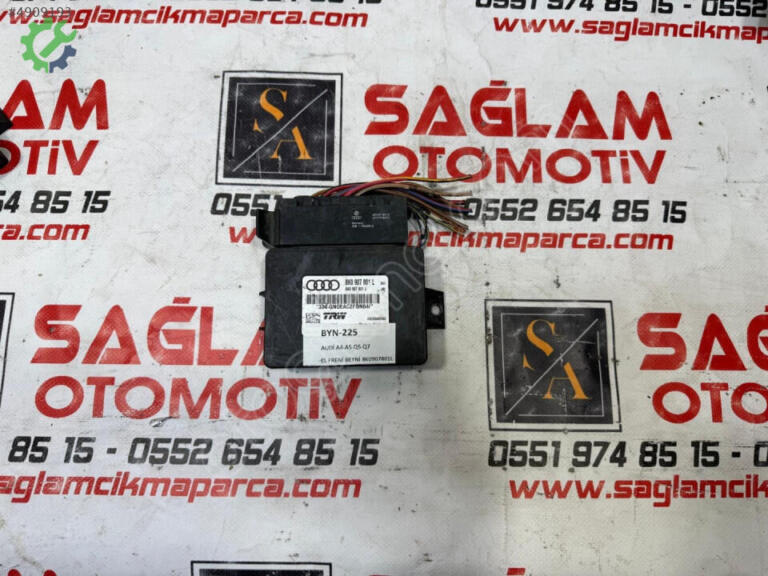 Audi A4 Beyni çıkma parça