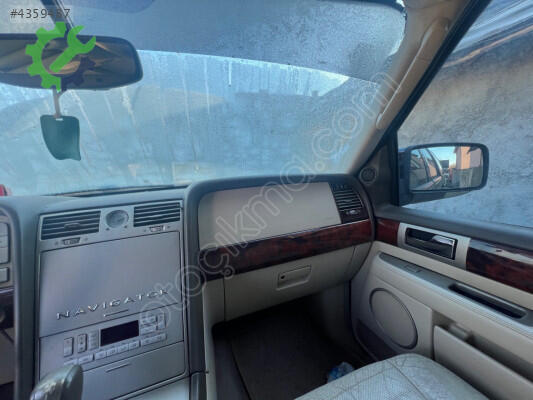 Lincoln Navigator Torpido çıkma parça