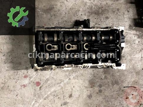 Mercedes-Benz Vito Silindir Kapak çıkma parça