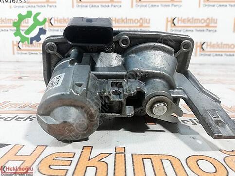 Audi A4 5Q0253691K çıkma parça