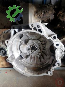 Volkswagen Bora Şanzıman Komple çıkma parça
