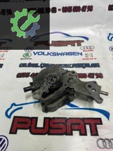 Volkswagen Bora 1.9 Tdi Tanden Fren Vakum Pompa