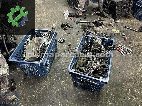 Volkswagen Caddy Komple Motor çıkma parça