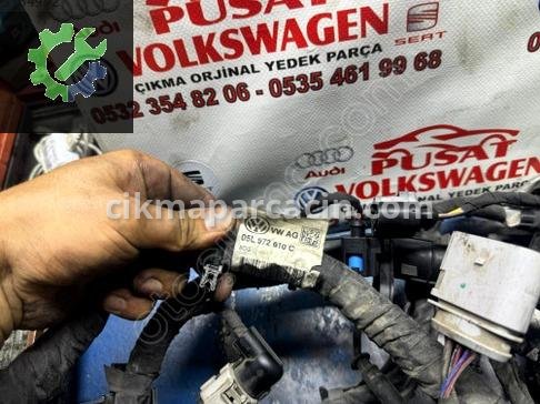 Volkswagen Caddy Motor Takozu çıkma parça