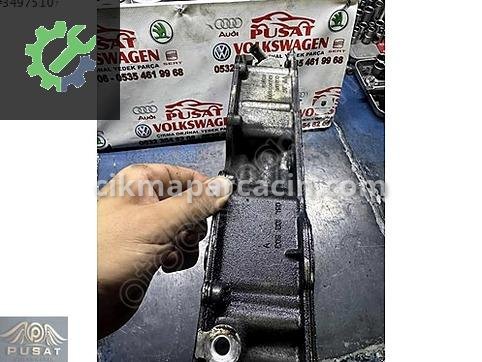 Volkswagen Caddy Karter 05L103603 çıkma parça