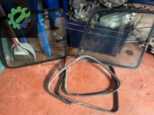 VOLKSWAGEN CADDY ÇIKMA SAG SOL CAM AÇILIR KAPANIR 1996-2003 (2. Adet)