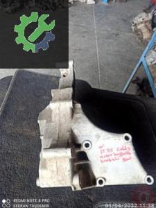 Volkswagen Caddy Motor Bağlantı Ayağı Çıkma Orjinal