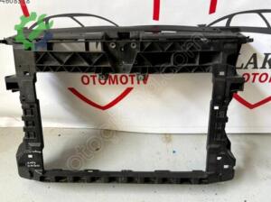 Volkswagen Caddy 2015-2017 Çıkma Ön Panel 2K805588