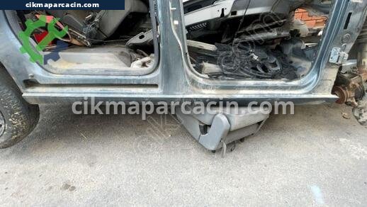 Volkswagen Caddy Marşpiyel çıkma parça