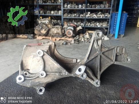 Volkswagen Caddy Şarj Dinamosu 074145169D çıkma parça