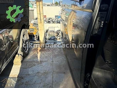 Volkswagen Caravelle Sağ Sürgülü Kapı çıkma parça