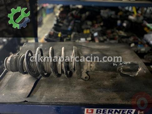 Volkswagen Golf Amortisör çıkma parça