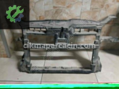 Volkswagen Golf Ön Panel çıkma parça