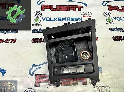 VOLKSWAGEN GOLF 6 ÇIKMA ORJİNAL KÜLLÜK 5K0 857 961