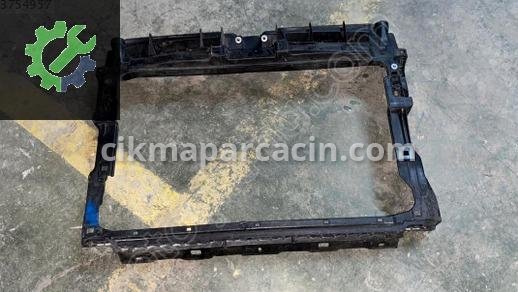 Volkswagen Golf Ön Panel çıkma parça