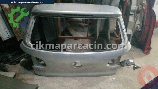 Volkswagen Golf Bagaj Kapağı çıkma parça