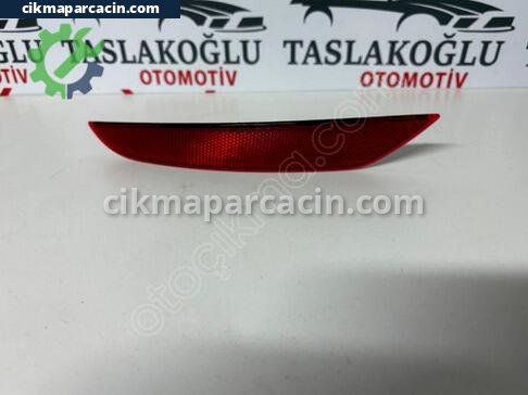 Volkswagen Golf Reflektör çıkma parça