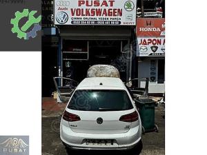 VOLKSWAGEN GOLF 7 ÇIKMA BAGAJ KAPAGI HATASIZ BEYAZ TAMPON ARKA