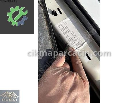 Volkswagen Golf Sağ Arka Kapı çıkma parça