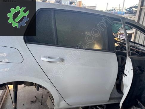 Volkswagen Golf Sağ Arka Kapı çıkma parça