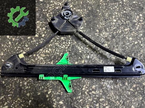 Volkswagen Golf Cam Krikosu çıkma parça
