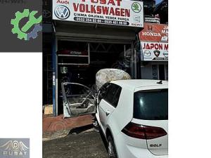 VOLKSWAGEN GOLF 7 ÇIKMA SOL ARKA KAPI SOL ARKA ÇAMURLUK