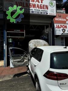 VOLKSWAGEN GOLF 7 KOMPLE TAVAN ARKA KASA BAGAJ (2. Adet)